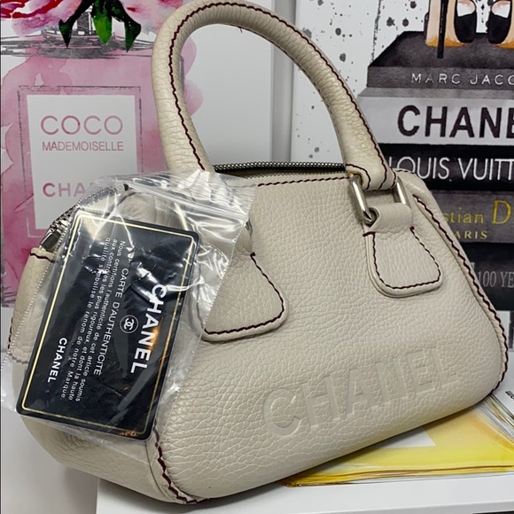 Chanel logo fringe hand bag (2003-2004) - Picture 4 of 16